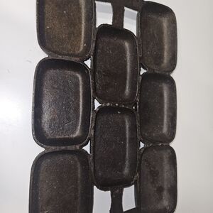 Vintage Cast Iron Cornbread Or Biscuit Pan 9 Rectangular Slots